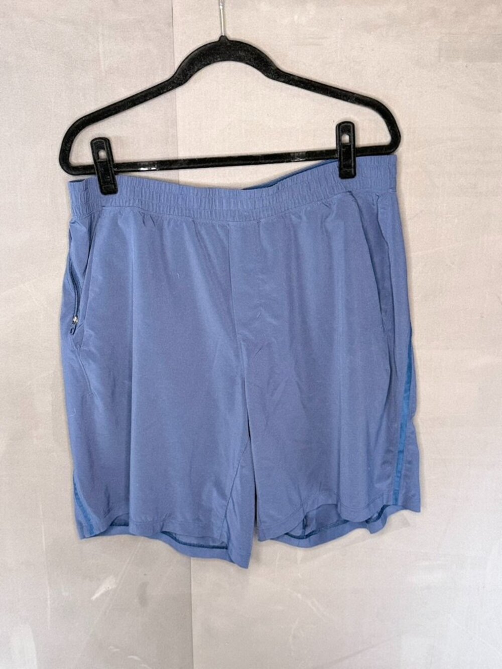 Lululemon men’s Pace Breaker 9" Linerless Athletic Shorts - Navy Blue XXL